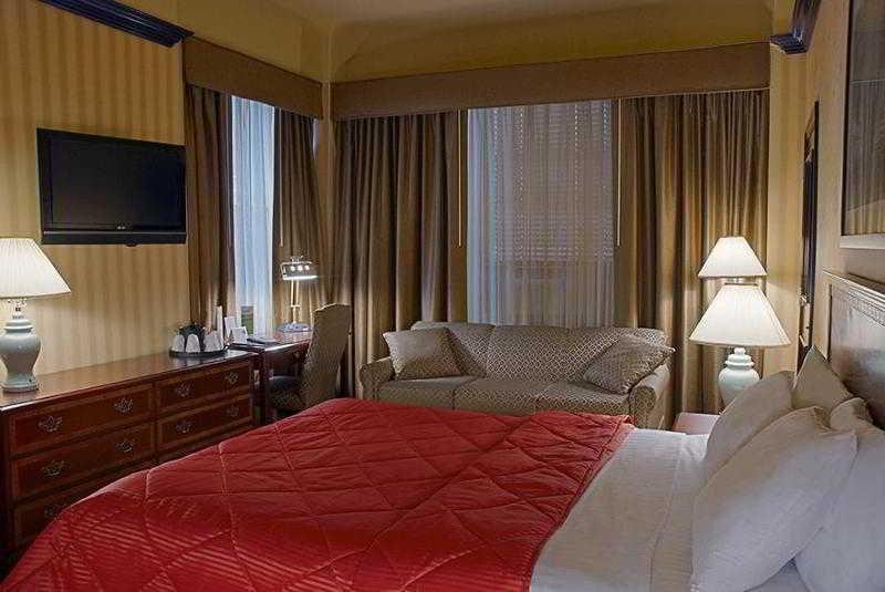 Hotel Comfort & Manhattan