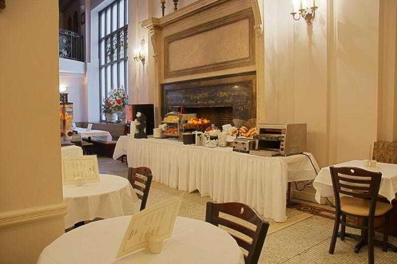 Comfort & Manhattan 3*