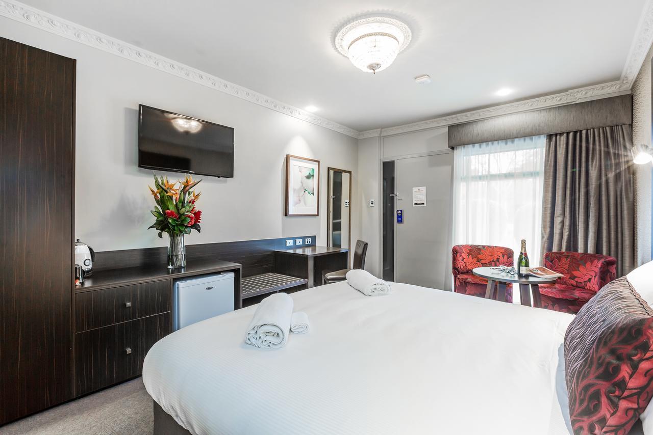 Hotel Tonsley Adelaide