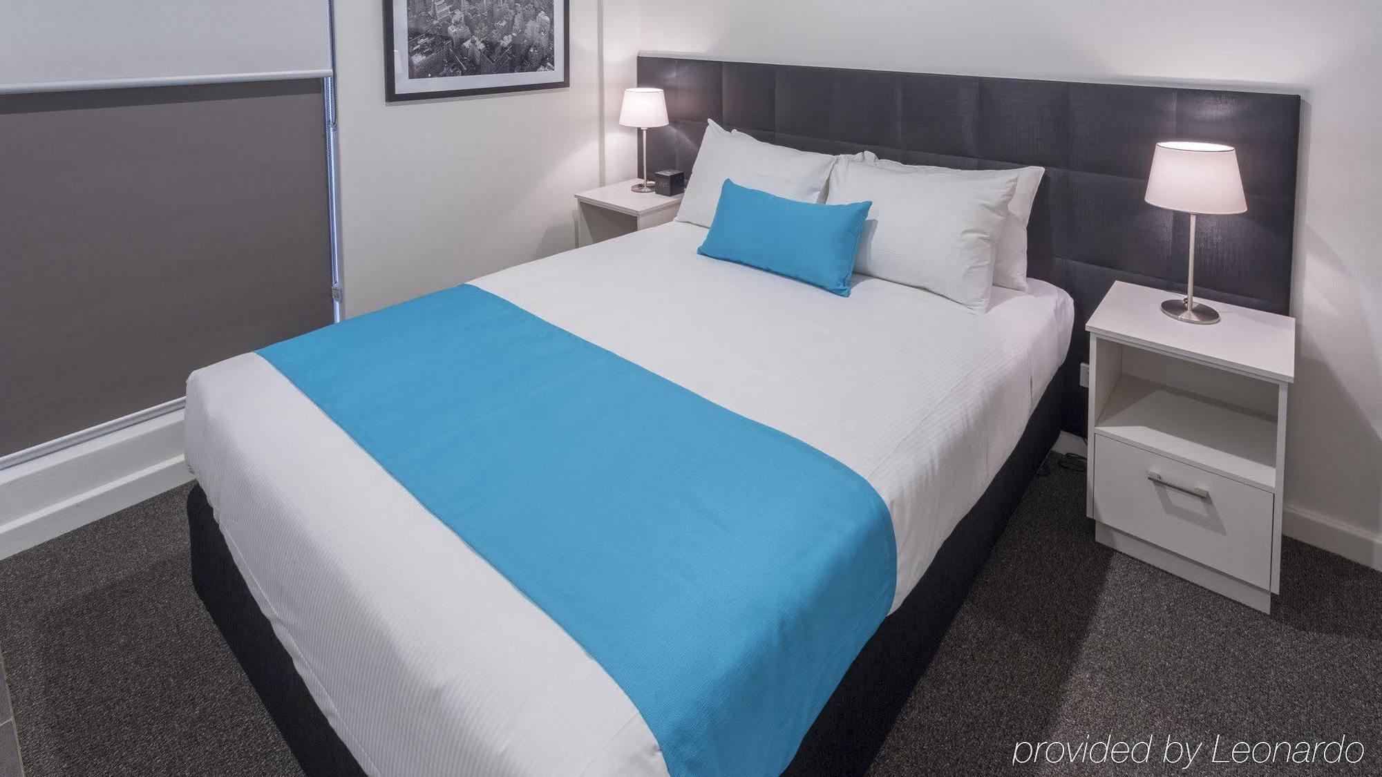 Comfort & Manhattan 3* Adelaide
