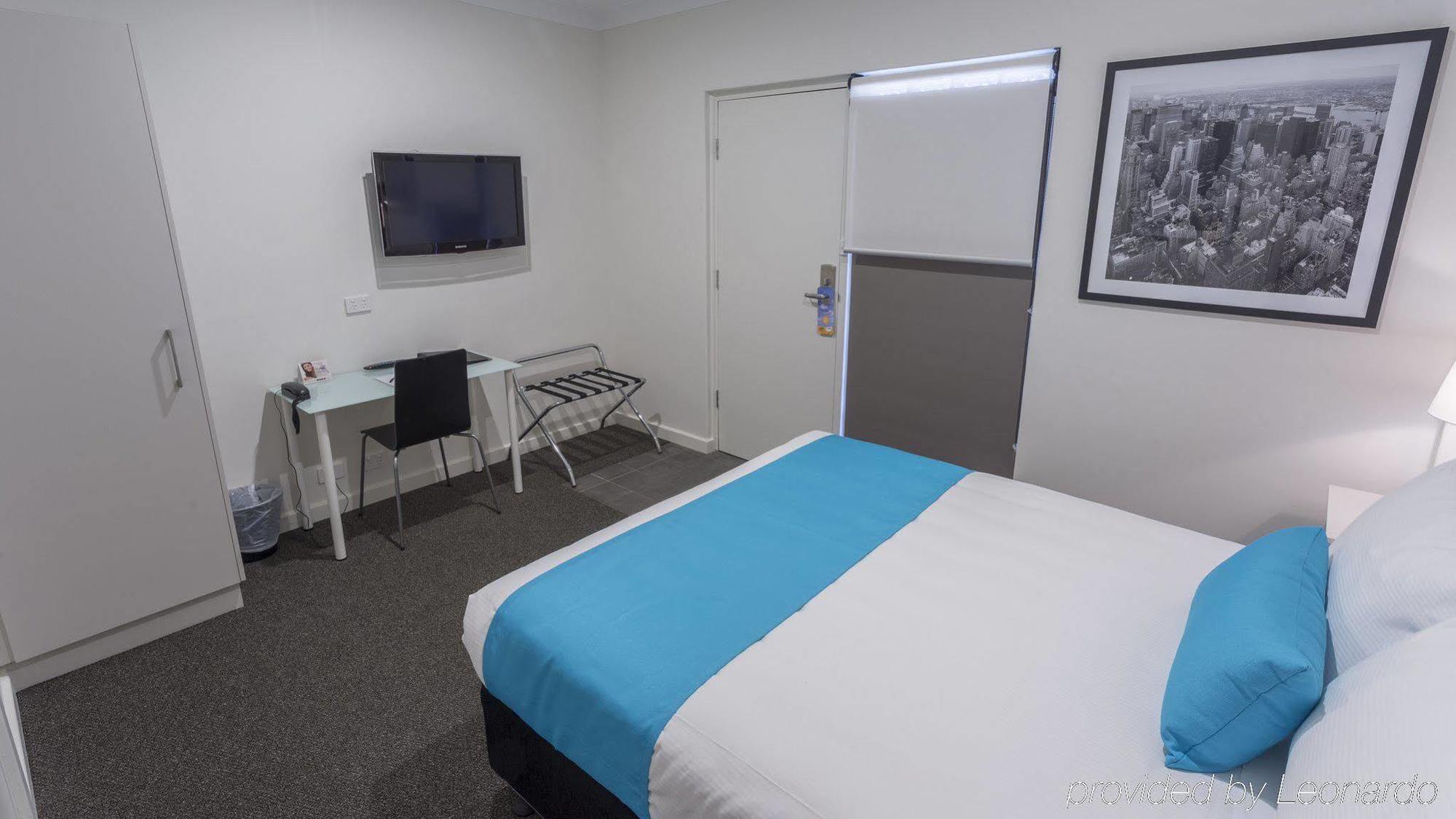 Comfort & Manhattan Hotel