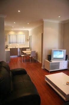 Hotel Ethelton Serviced