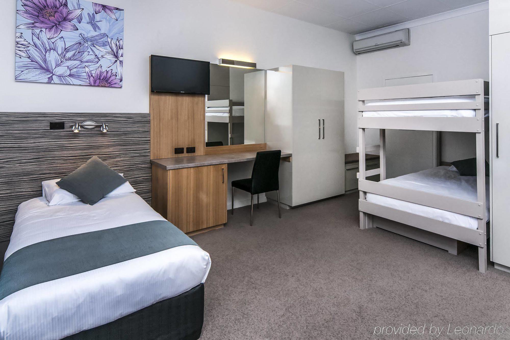 Comfort Regal Park 3*