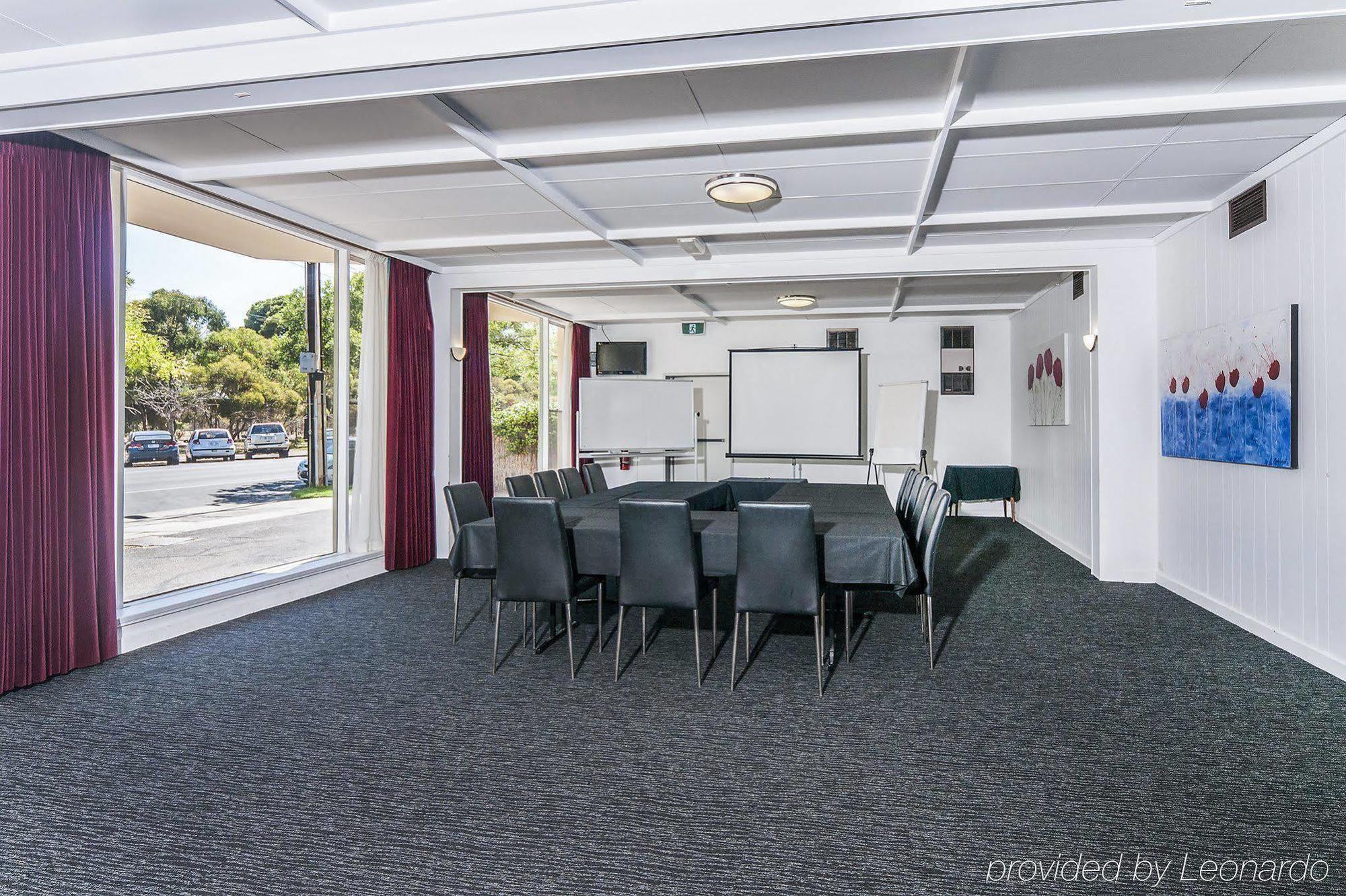 Comfort Regal Park Hotel 3*