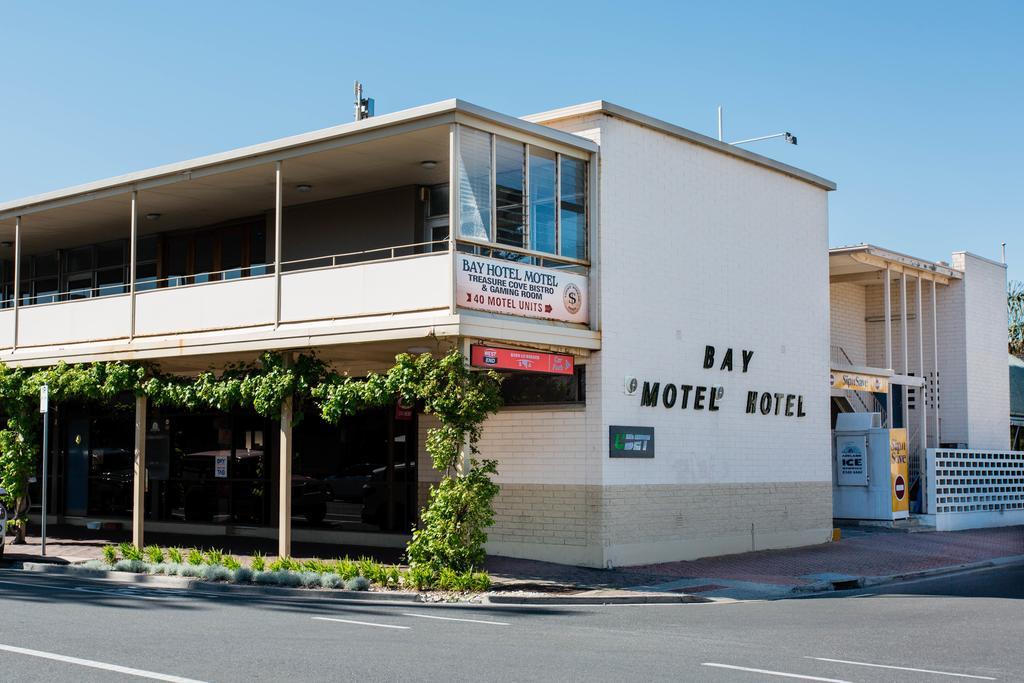 Bay Hotel
