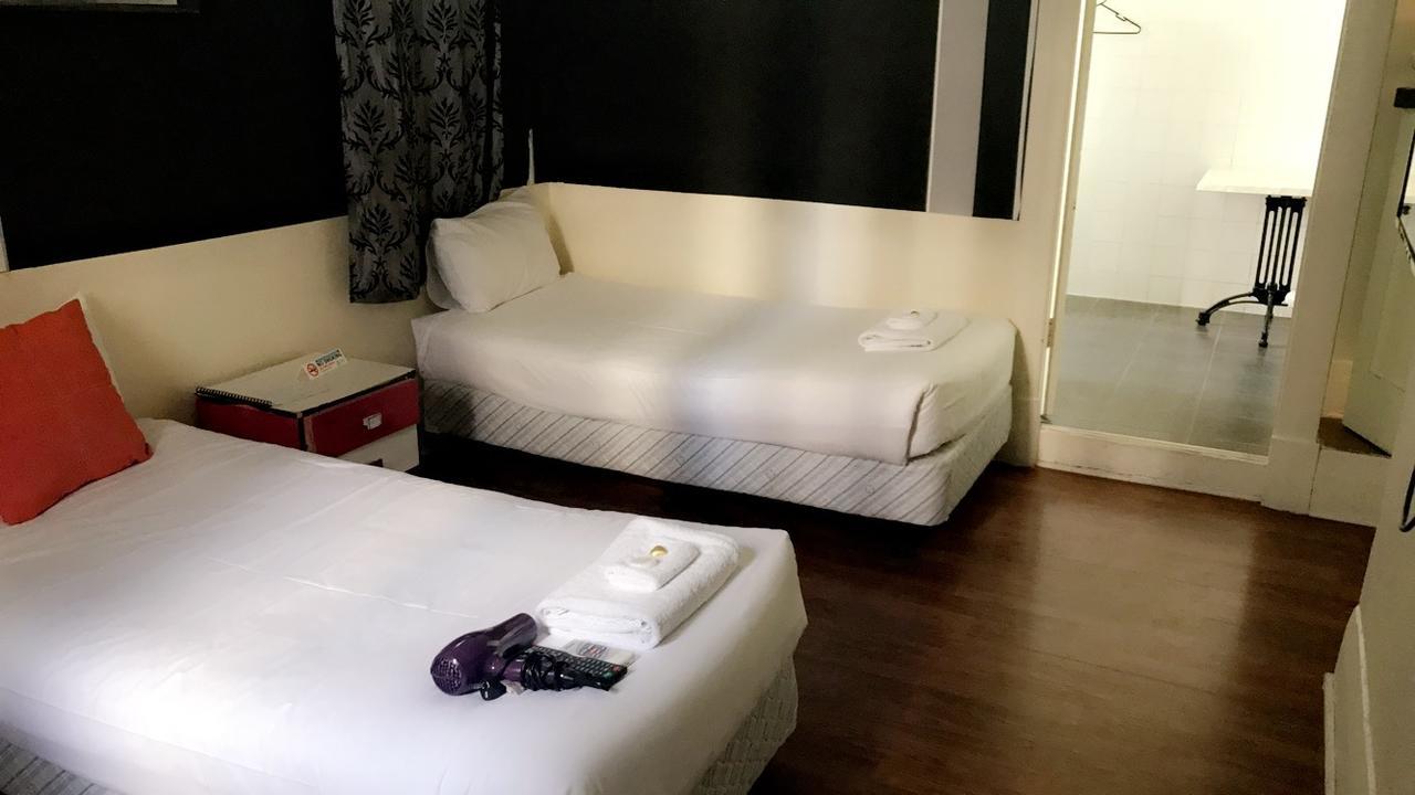 Ambassadors Inn