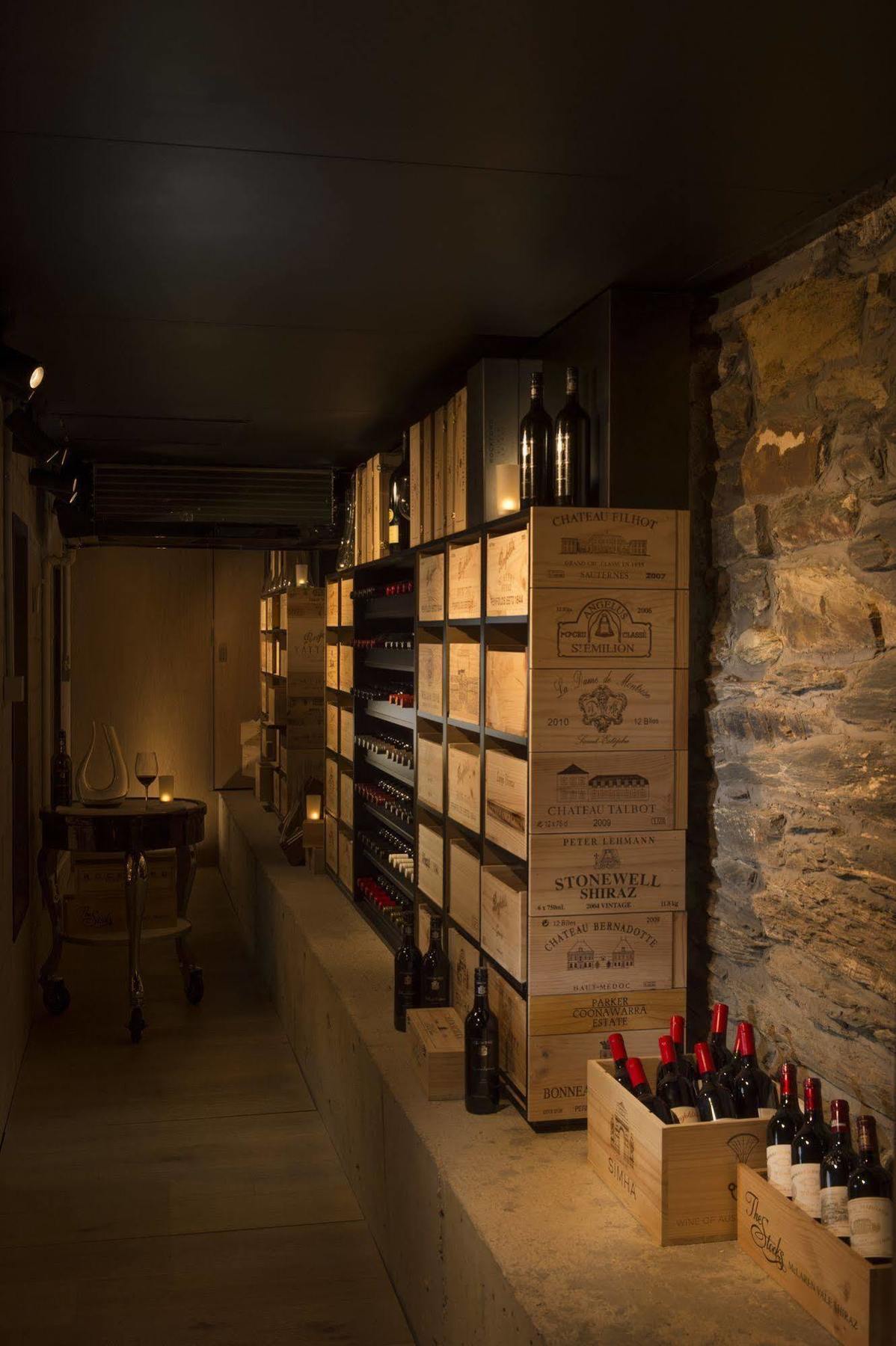 Mayfair Hotel Adelaide