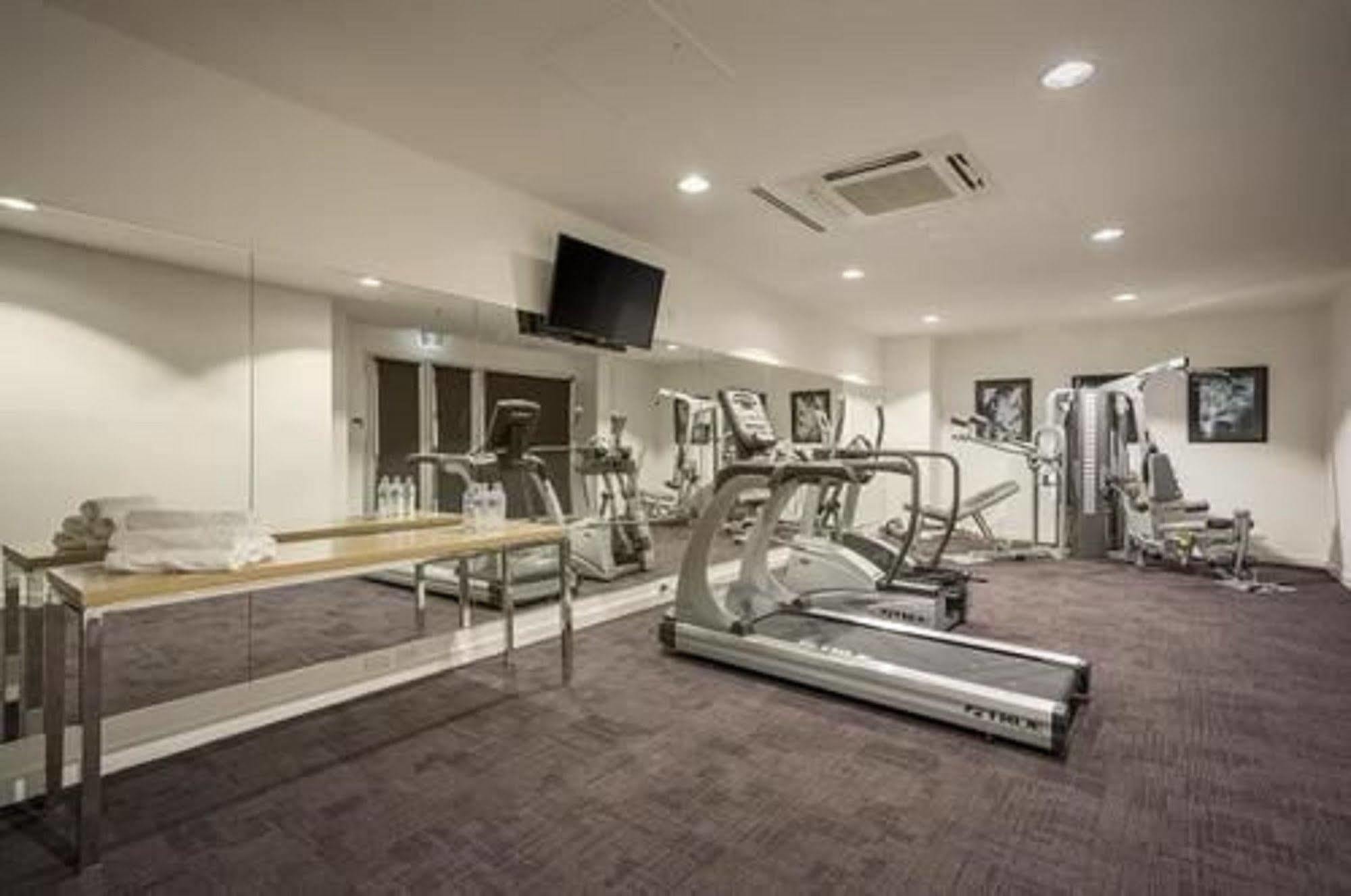 Quest King William South Aparthotel Adelaide