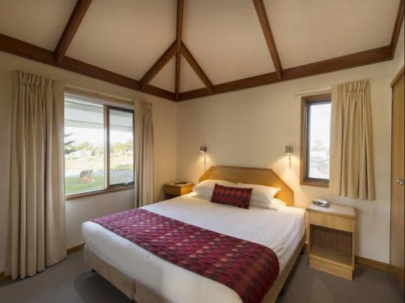 Holiday park The Retreat West Parks 4*