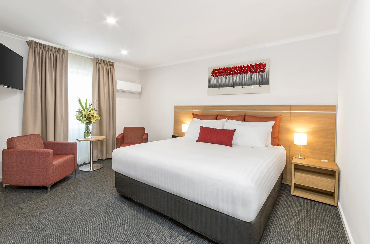 Royal Coach Hotel