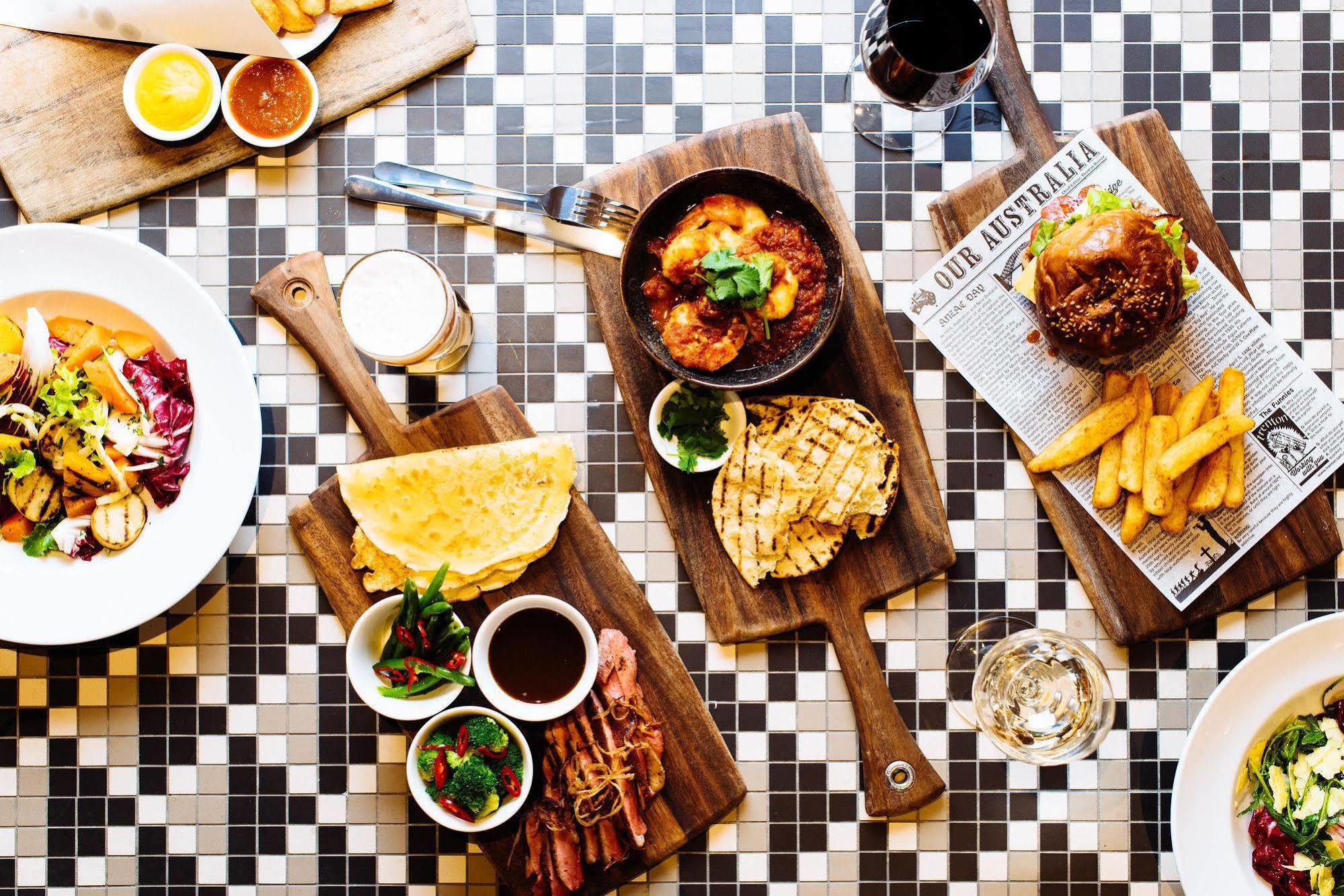 Morphett Arms 3* Adelaide