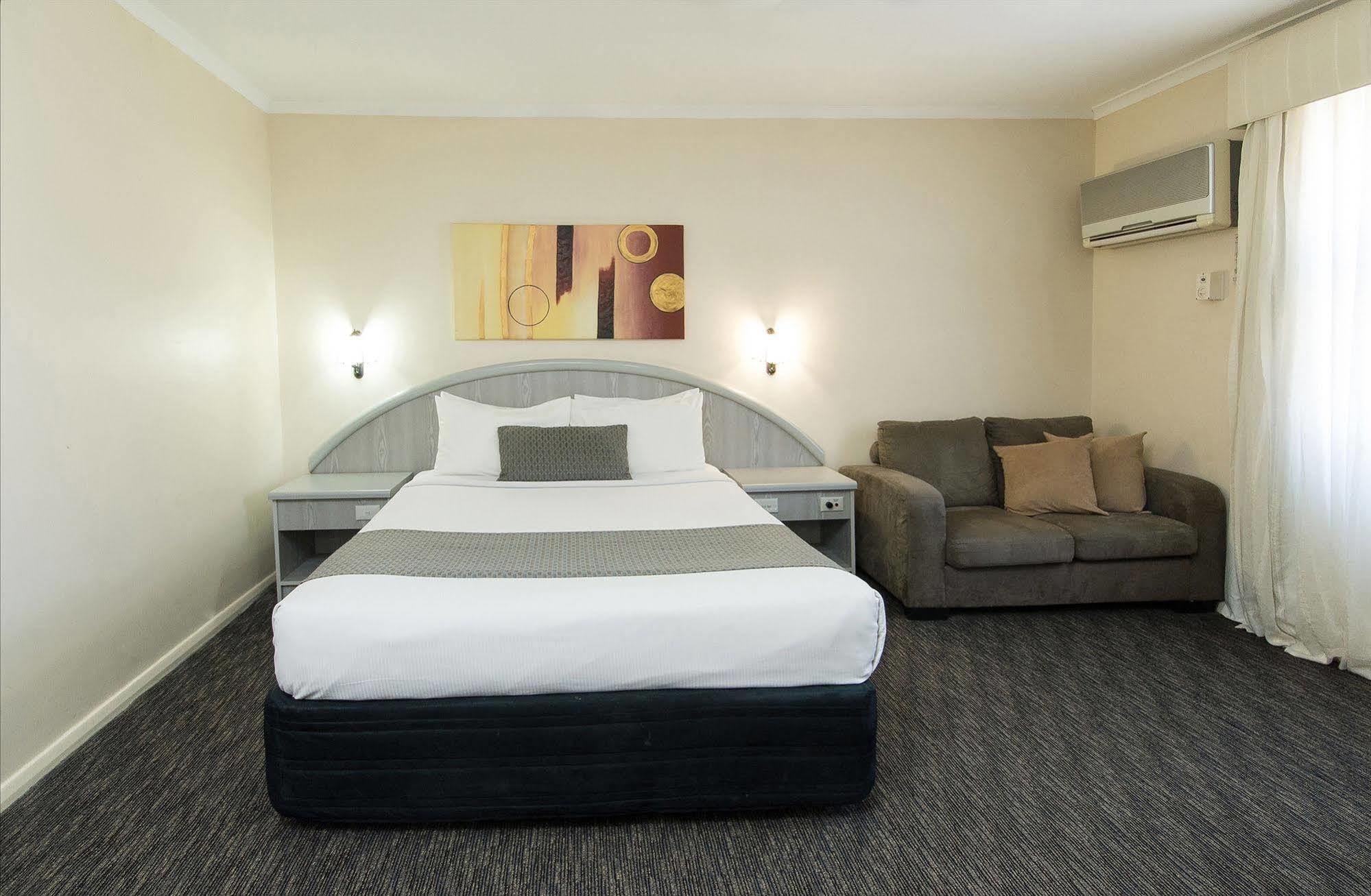 Hotel Royal Coach Adelaide