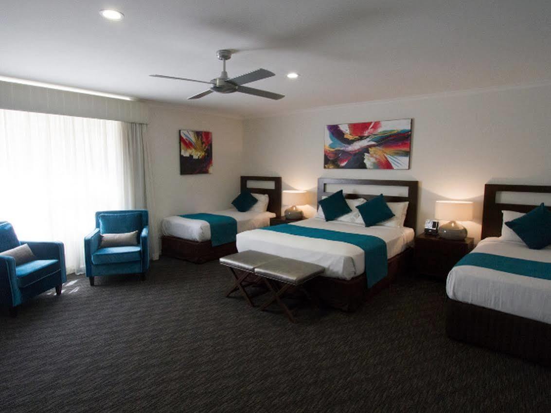 Royal Coach Hotel 4*