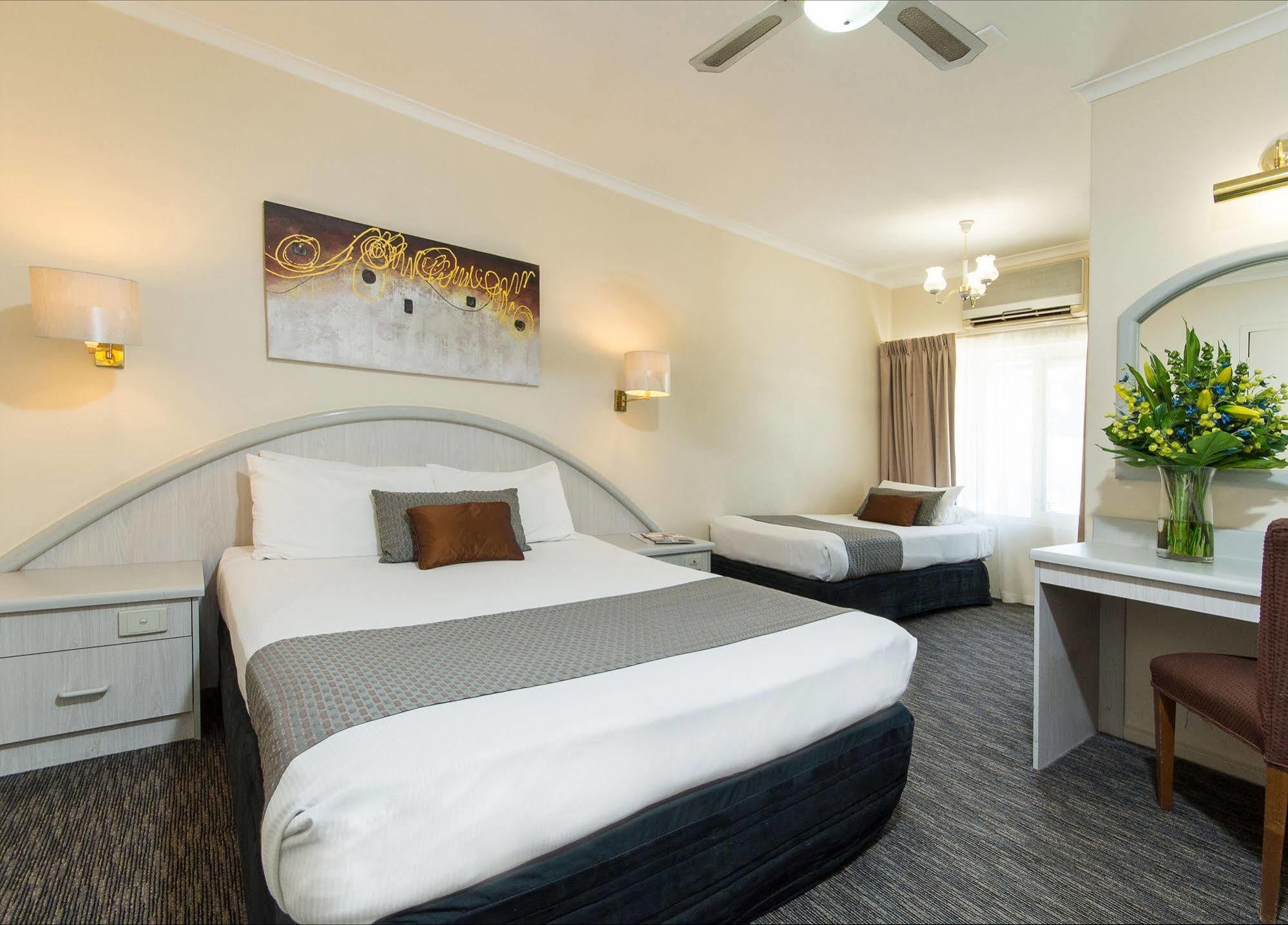 Hotel Royal Coach Adelaide