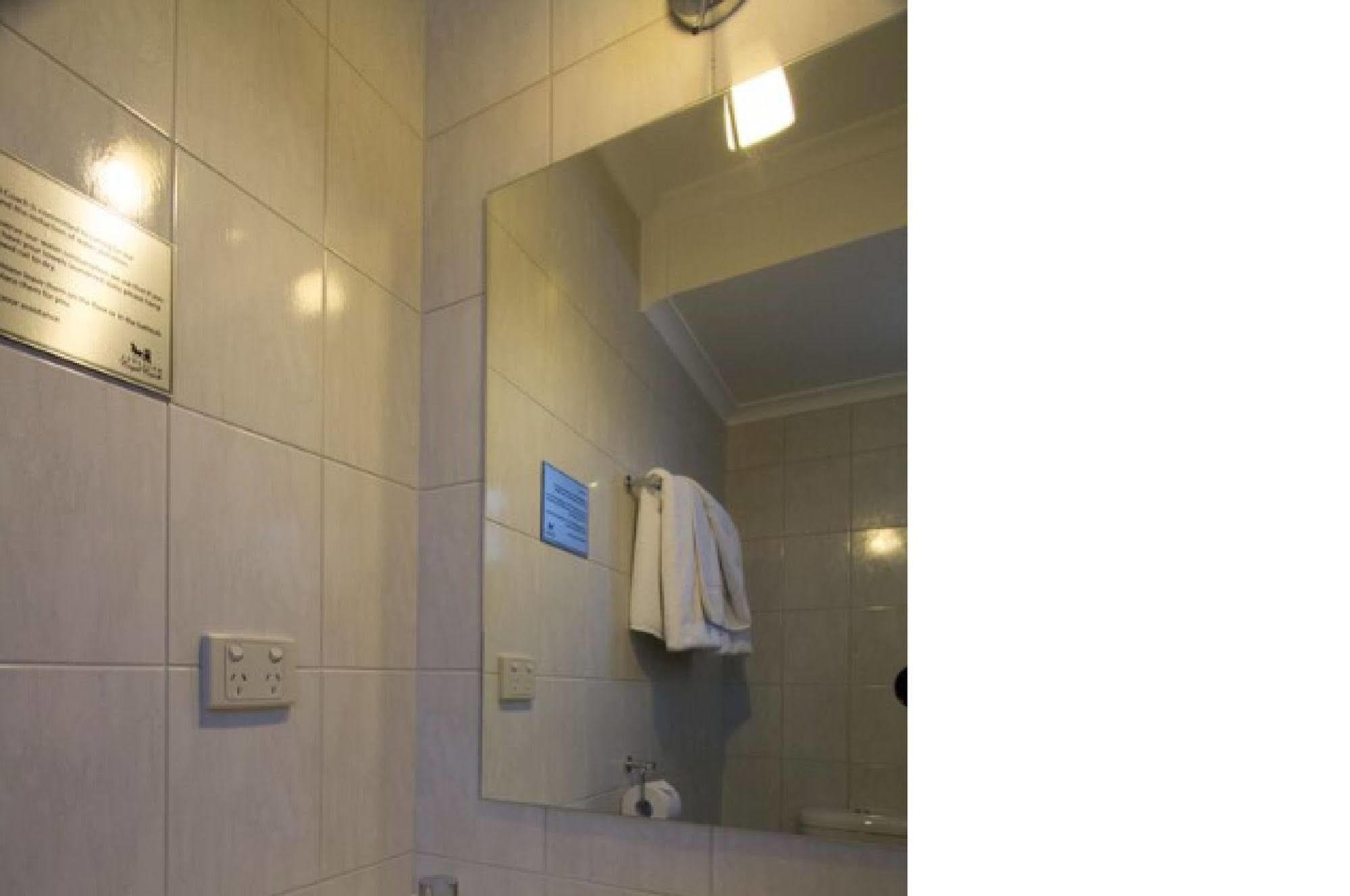 Royal Coach Hotel 4*
