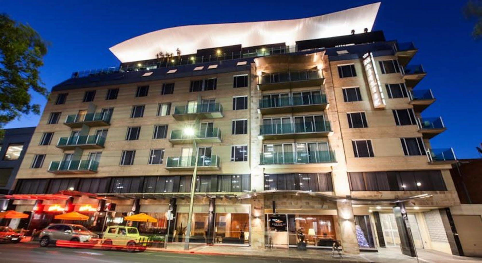 Majestic Roof Garden Hotel Adelaide
