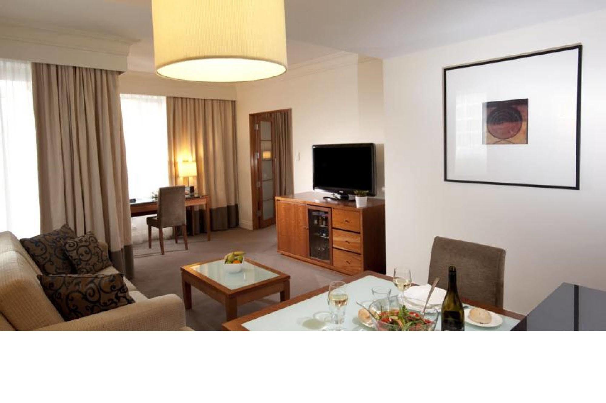 Majestic Roof Garden 4* Adelaide