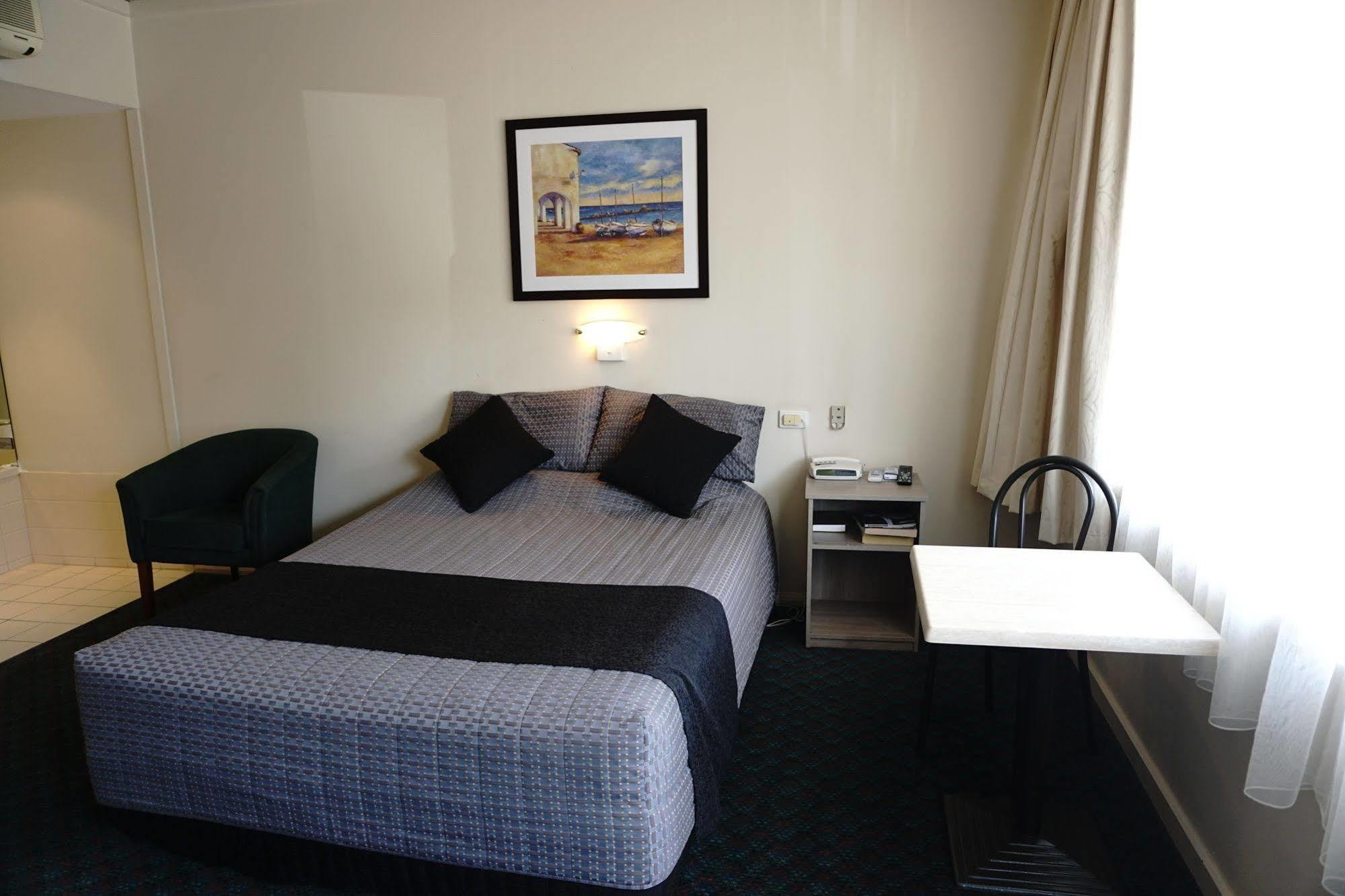 Bay Hotel