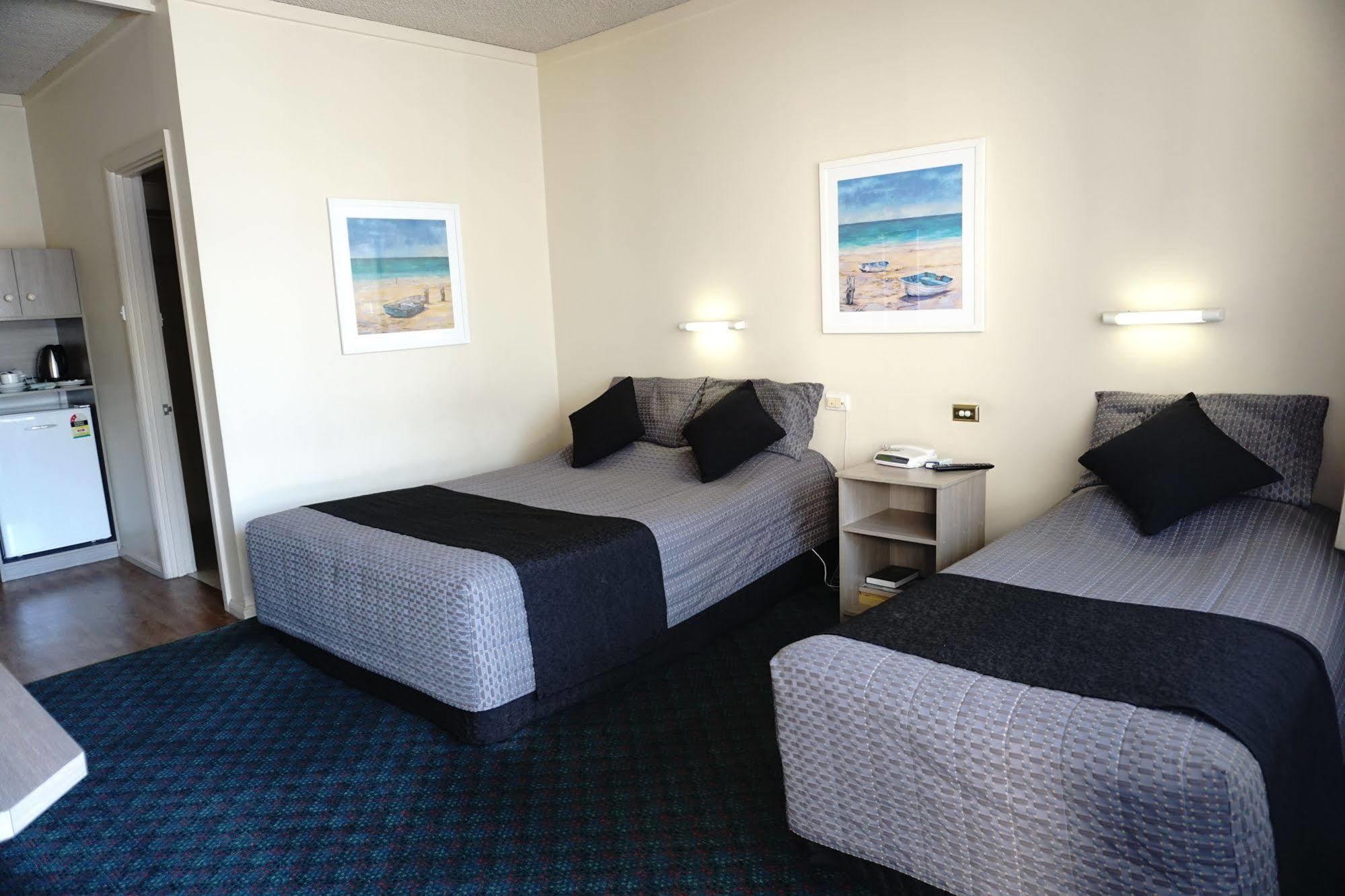 Bay Hotel