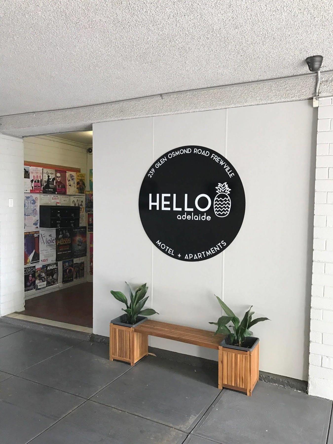 Hello And Aparthotel