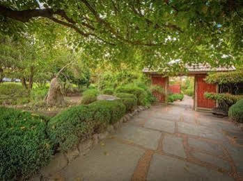 South Terrace Nesuto 2* Adelaide