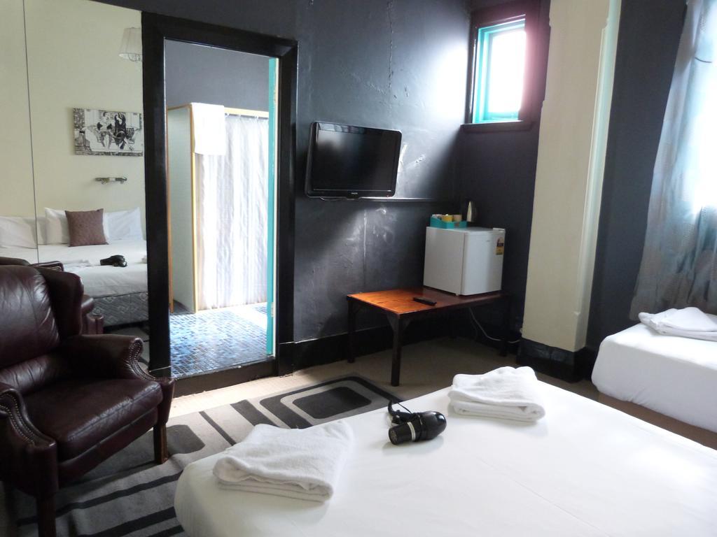 Ambassadors Inn 3*