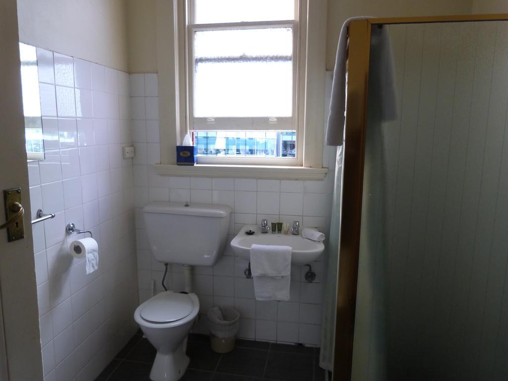 Ambassadors Inn 3*