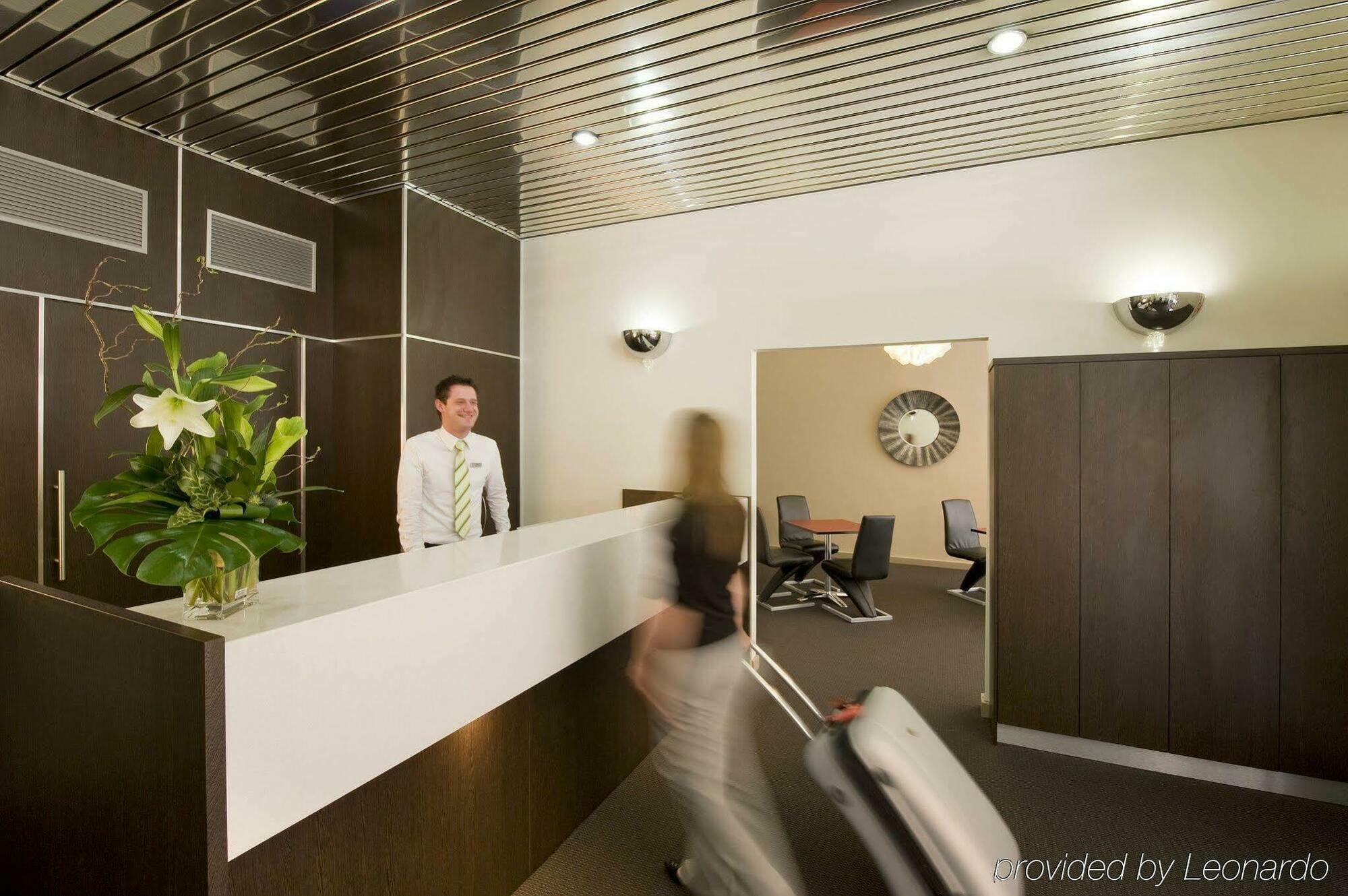 Hotel Paringa Adelaide