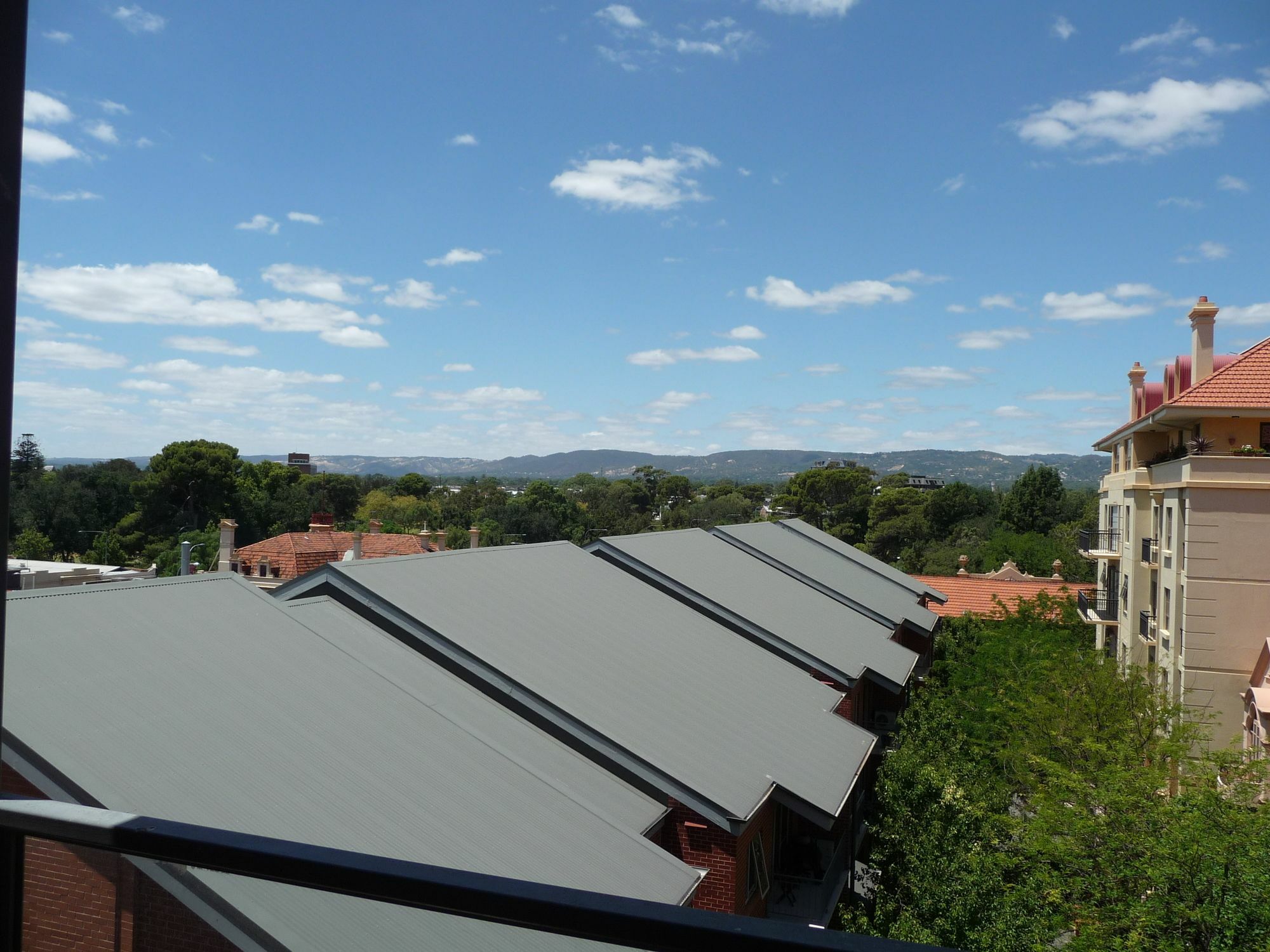 Apartment Escape 3bd In Adelaides East End 6 *