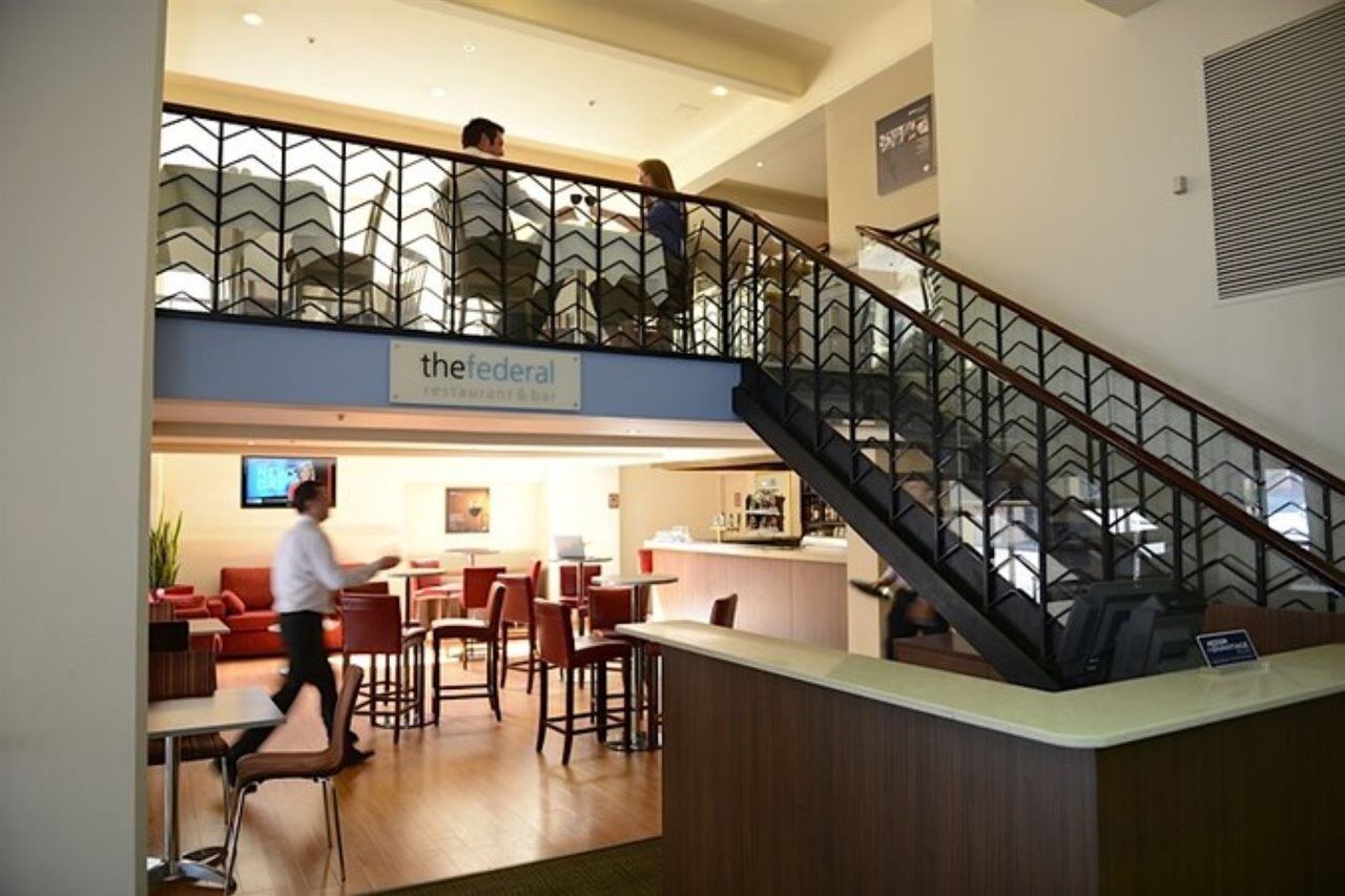 Grosvenor 3*